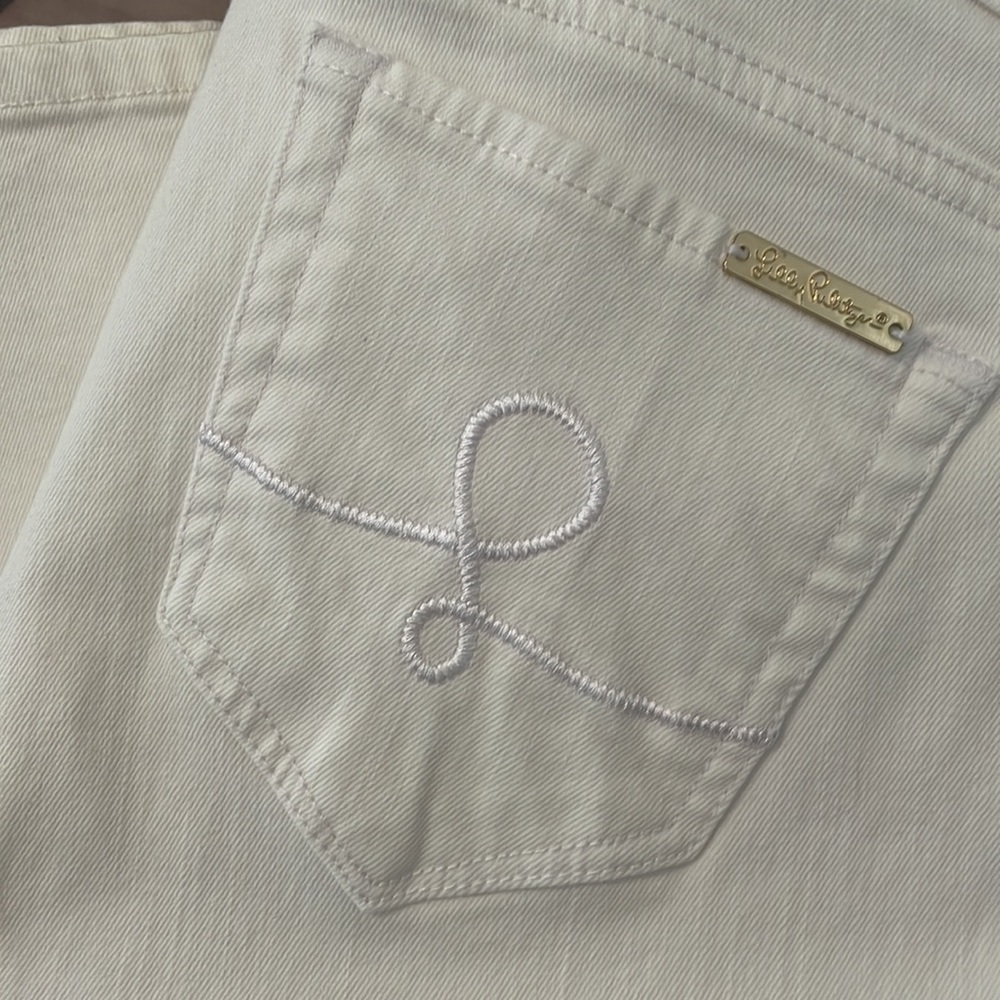 Lilly Pulitzer white flare jeans - Picture 2 of 6